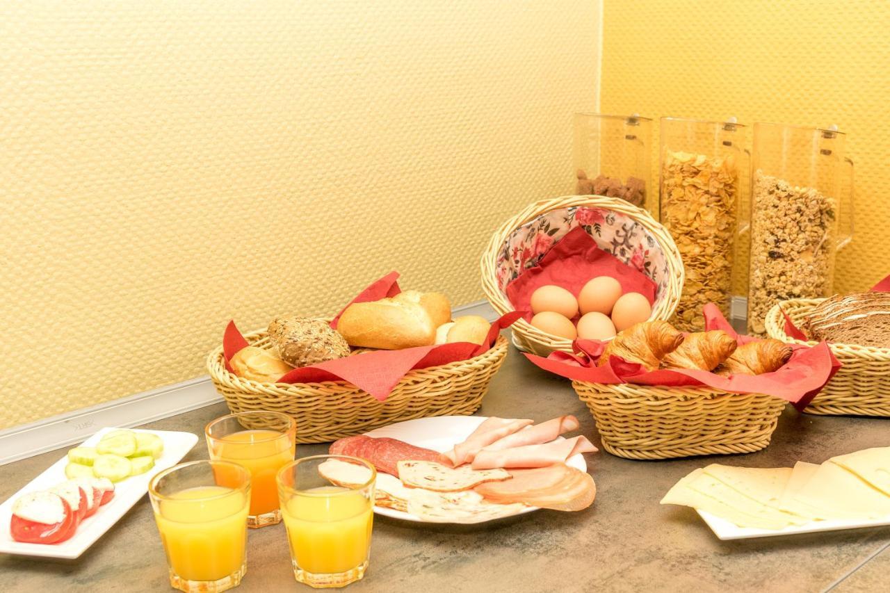 Messe Motel Латцен Экстерьер фото